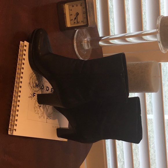 Nine West Boots - Picture 2 of 4